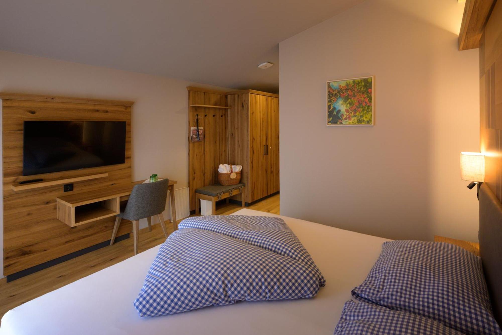Flora - Das Kleine Gartenhotel Ellmau Eksteriør billede