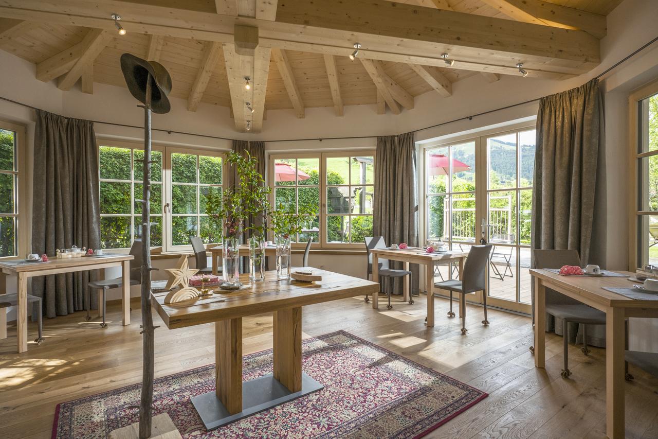 Flora - Das Kleine Gartenhotel Ellmau Eksteriør billede